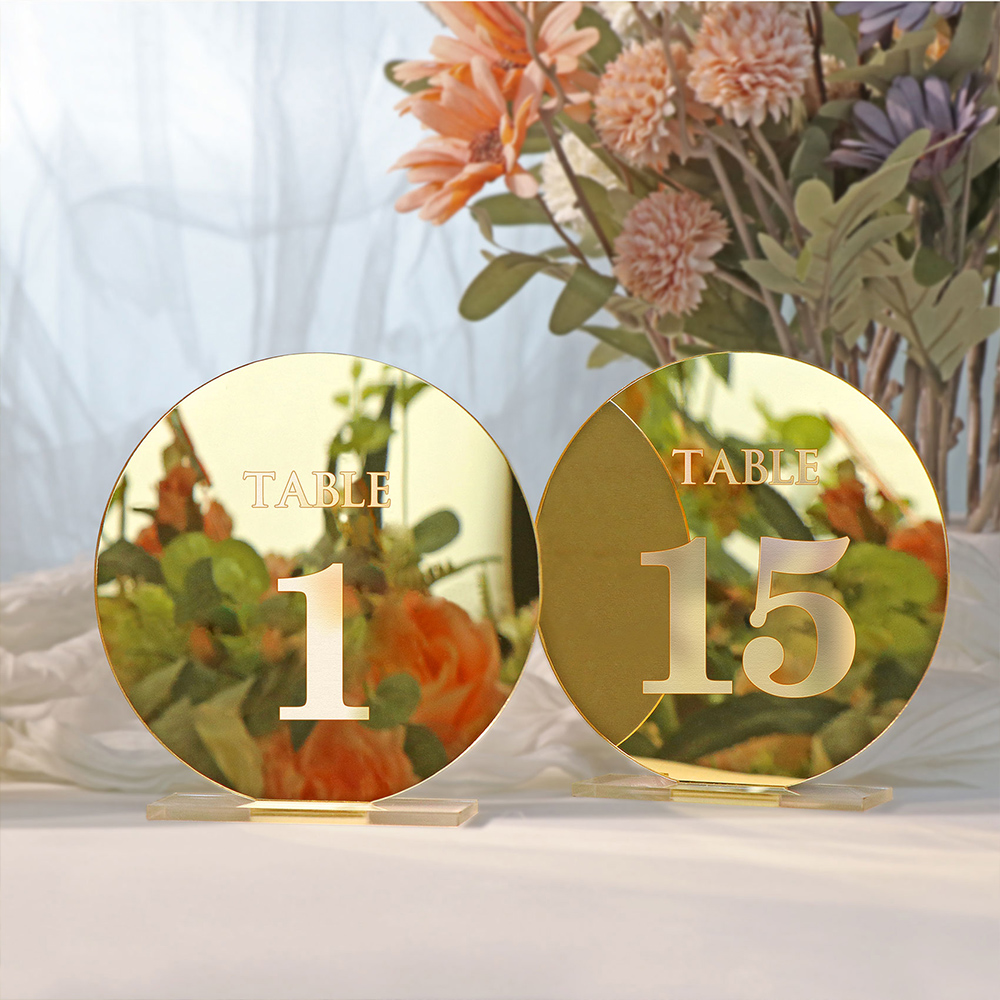 結婚式,誕生日,パーティーの装飾,ベースシート,レセプション - Table Number Gold のレビューと価格